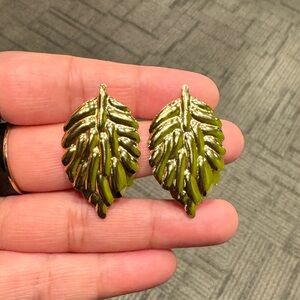 Leaf Shaped Earrings in gold